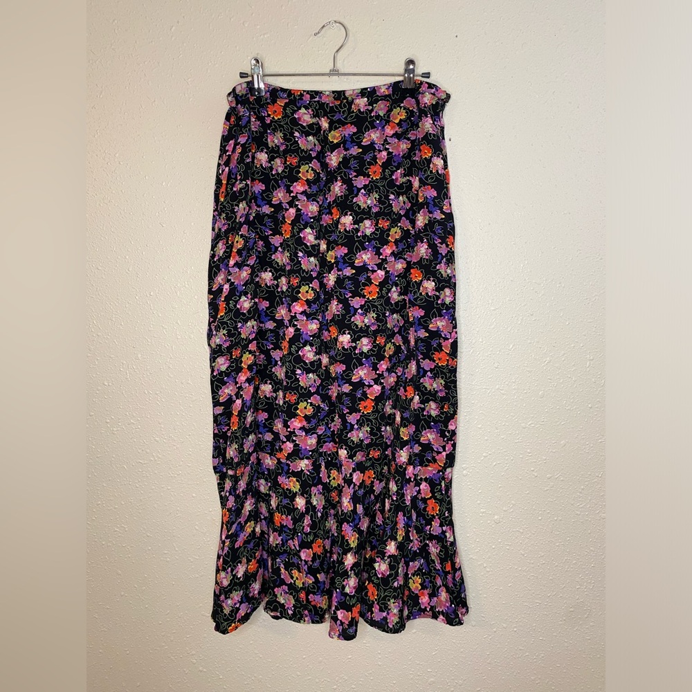 Vintage Putumayo 90s skirt | midi | floral pattern | rayon | size Large